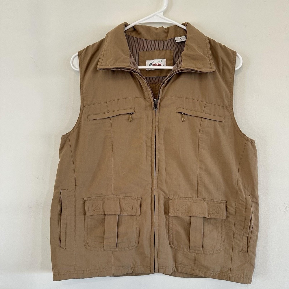 World Wide Sportsman Lined Fishing Vest Men's M w/ Cargo Zipper Pockets‎
